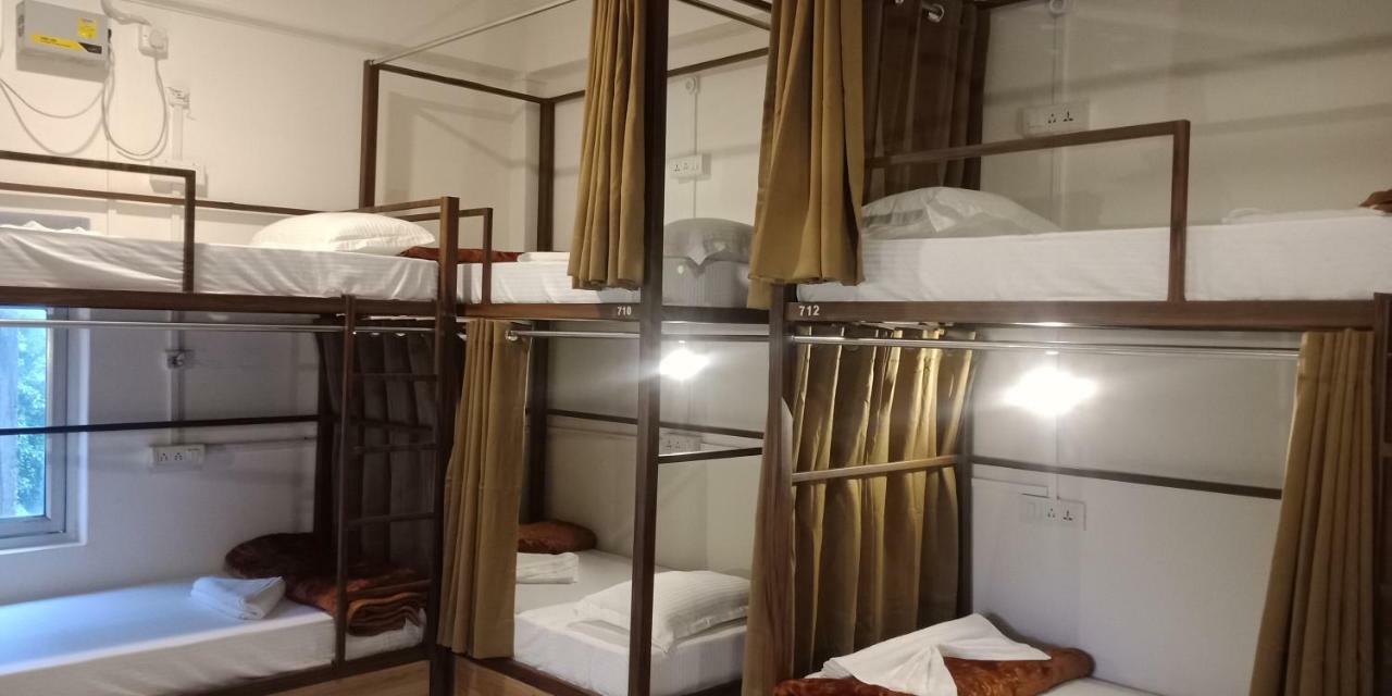 Banaras Hostel Kakarmatha Екстериор снимка